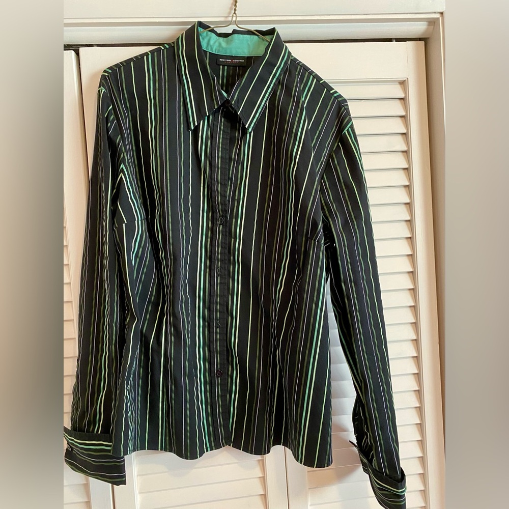 New York & Company Stretch Green-and-Black Striped Women’s Top Size L